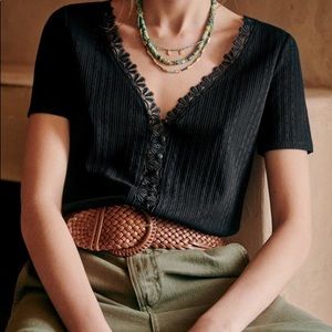 Sezane Sophie embroidered button up v neck top XS